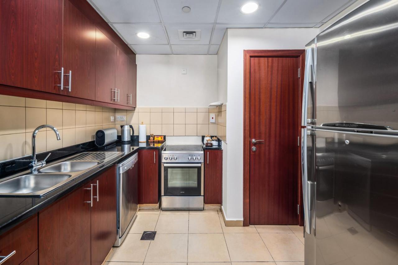 Lovely 2-Bed Condo In Jbr - 5 Mins From Beach - Palm View! ดูไบ ภายนอก รูปภาพ
